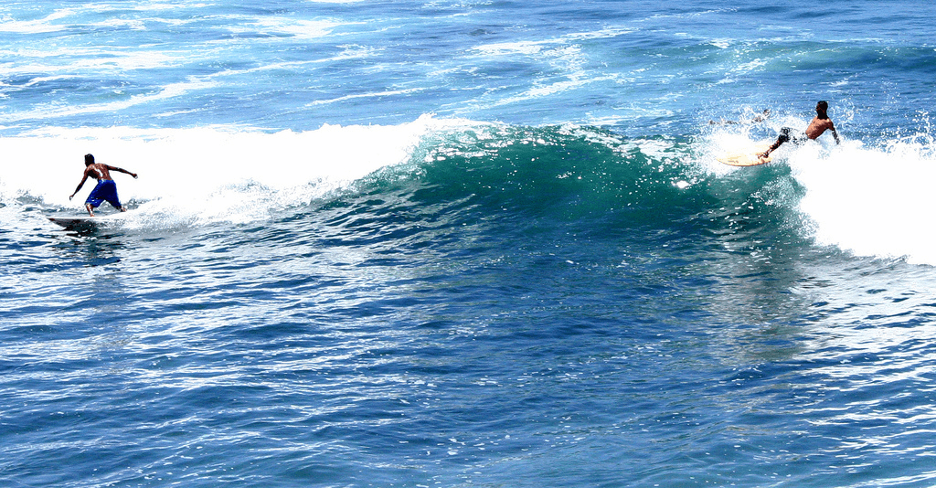 Surfing_in_El_Salvador_by_L._E._MacDonald