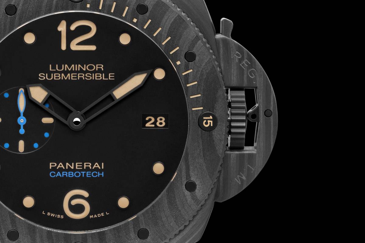 Panerai-Luminor-Submersible-1950-Carbotech-3-Days-Automatic-47mm-PAM00616-4