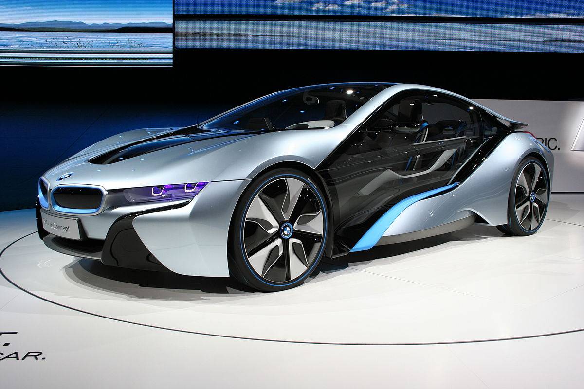 1200px-BMW_i8_Concept_IAA